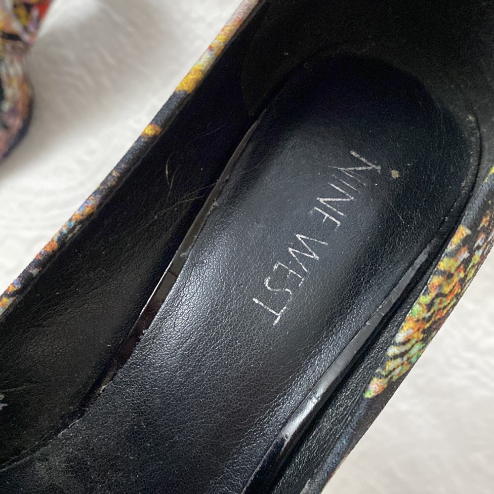 Nine West Flax Heels - Picture 12 of 16